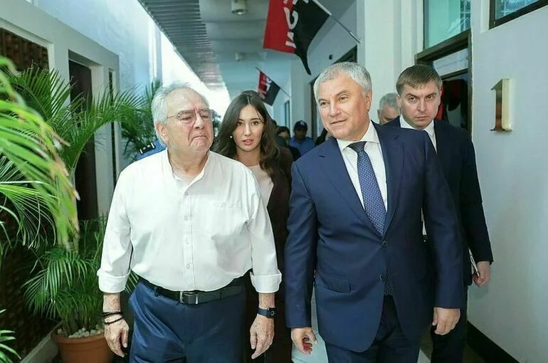 Густаво Эдуардо Поррас Кортес и Вячеслав Володин.