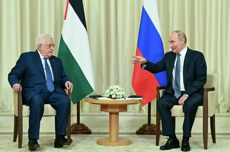 Путин и Аббас проводят переговоры в Ново-Огареве