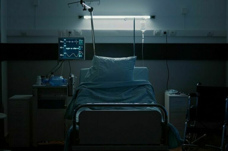 Раненный в Сирии военный советник КСИР умер в больнице в Иране