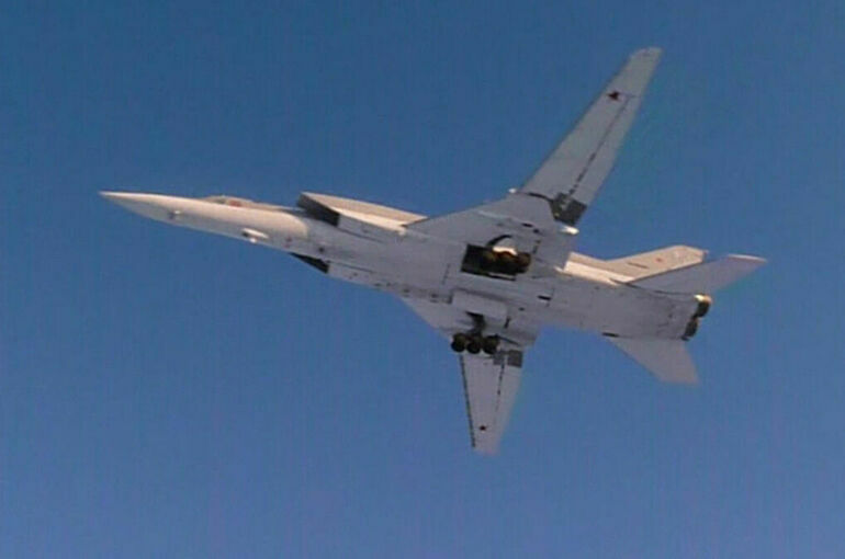 Всех четверых летчиков упавшего в Иркутской области Ту-22М3 нашли живыми