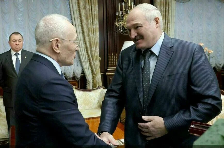 Григорий Рапота и Александр Лукашенко.