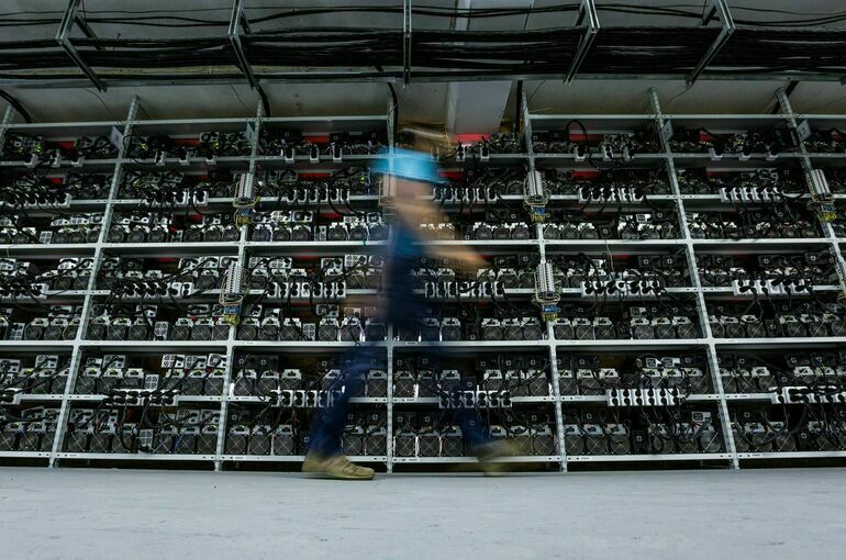 Путин назвал Россию одним из мировых лидеров по майнингу