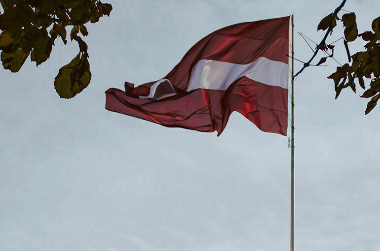 Президент Латвии заявил о падении российского беспилотника на востоке страны