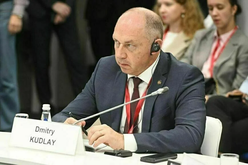 На ВЭФ обсудили стратегии обеспечения лекарственной безопасности