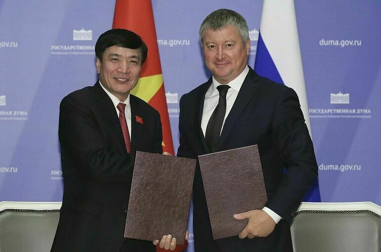 Подписано Соглашение о сотрудничестве между аппаратами Госдумы и Нацсобрания Вьетнама