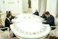 Путин встретился с Председателем Национального собрания Вьетнама