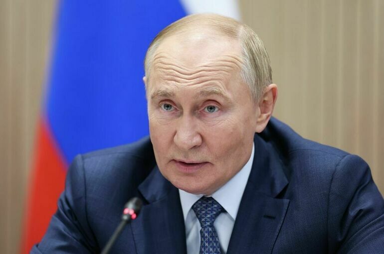 Путин собрал заседание Военно-промышленной Комиссии в Петербурге