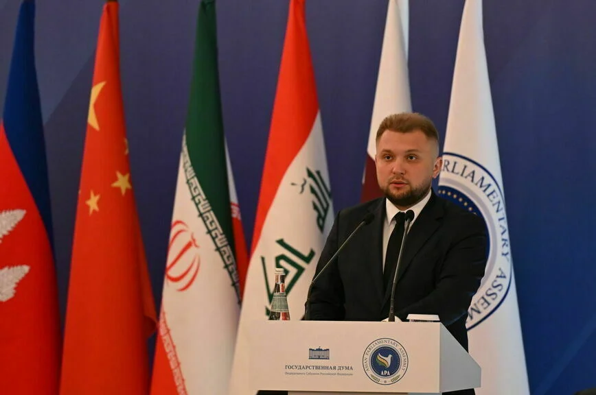 Борис Чернышов.