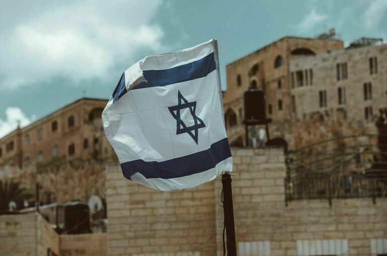 Экс-премьер Израиля высказался против наземной военной операции в Ливане