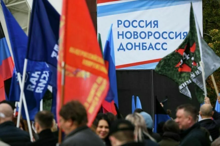 Мирный подвиг военного времени: в Херсонской области строят дороги федерального уровня