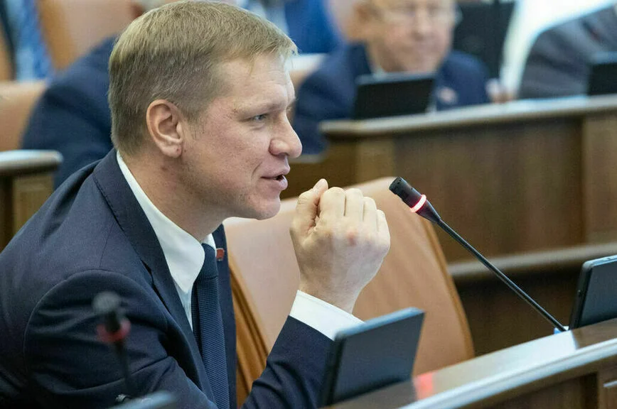 Как сказал Александр Новиков, следующим шагом должно стать бесплатное посещение детьми из многодетных семей и других спортивных объектов — муниципальных.