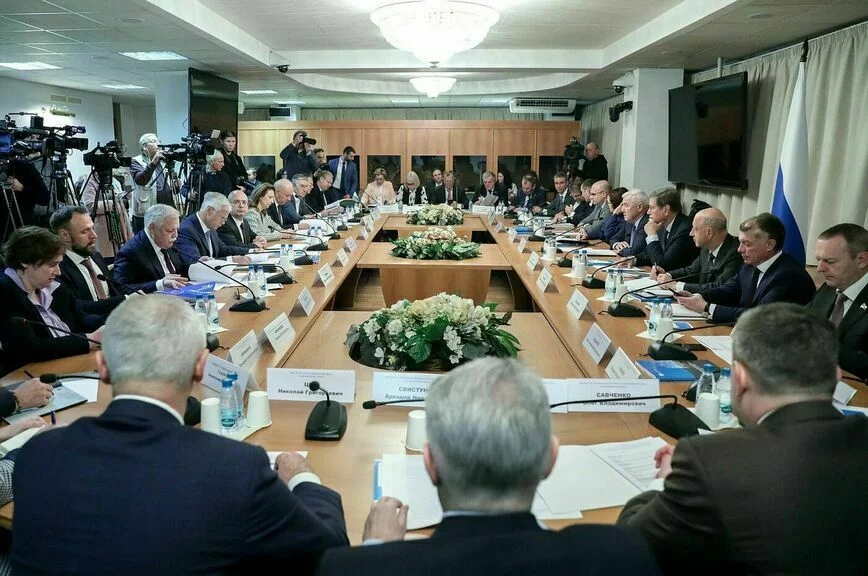 Совместное заседание Комитетов Госдумы по финансовому рынку, по бюджету и налогам и по экономической политике  с участием председателя ЦБ Эльвиры Набиуллиной.