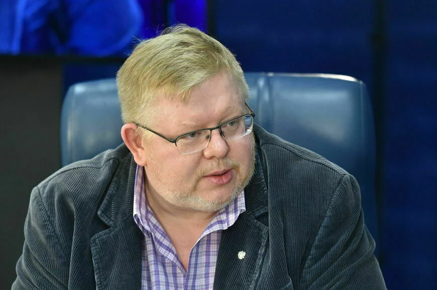 Павел Данилин.