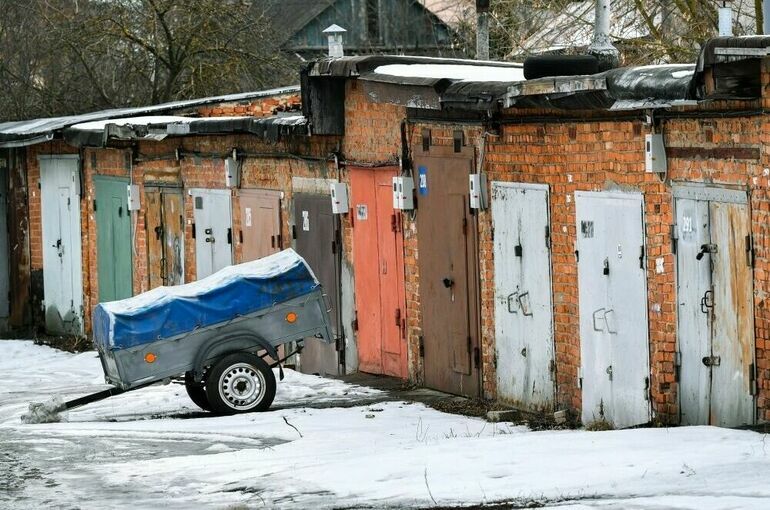 Россияне оформили почти 470 тысяч объектов с начала гаражной амнистии