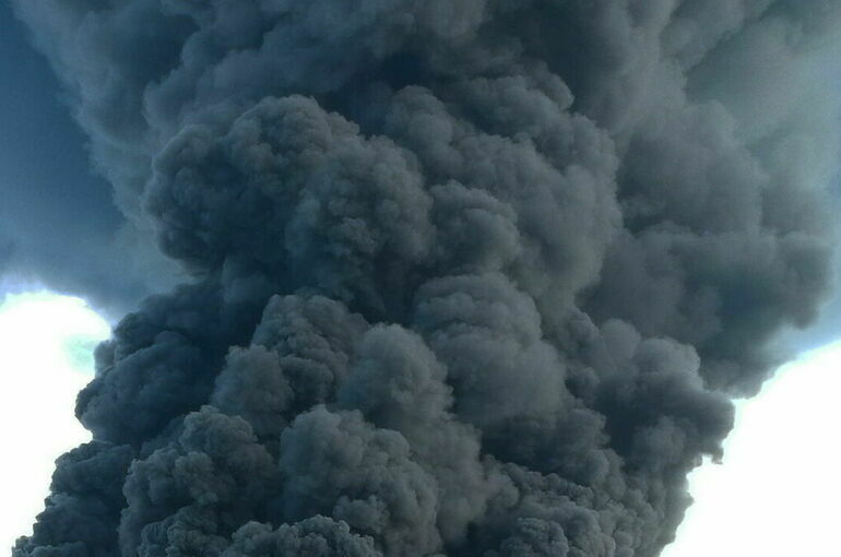В Севастополе при взрыве автомобиля погиб военнослужащий