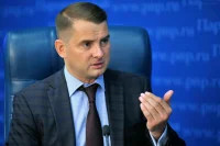 В ЛДПР предложили лишить чиновников новогодних «корзин с подарками»