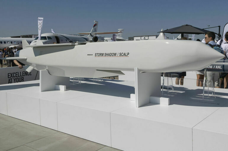 СМИ: Британия тайно поставила Киеву десятки ракет Storm Shadow