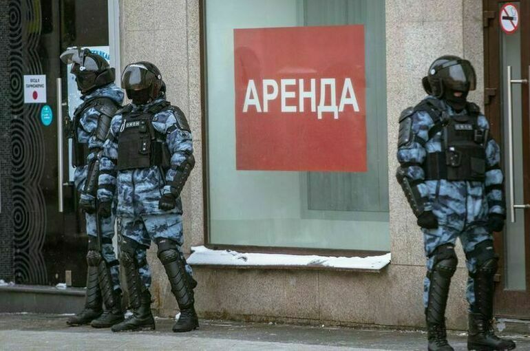 Силовики нагрянули в ночной клуб Москвы из-за пропаганды ЛГБТ*