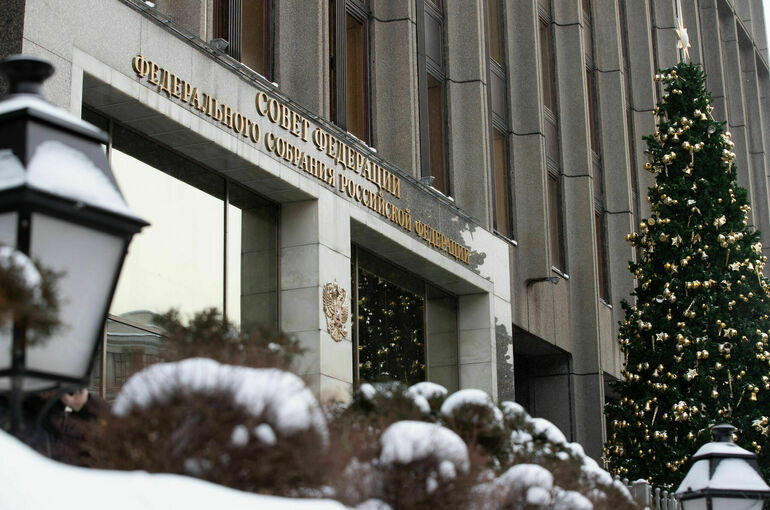 Сенаторы будут корректировать перечень запрещенных для подростков работ