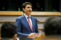 Трюдо подтвердил намерение остаться премьером Канады