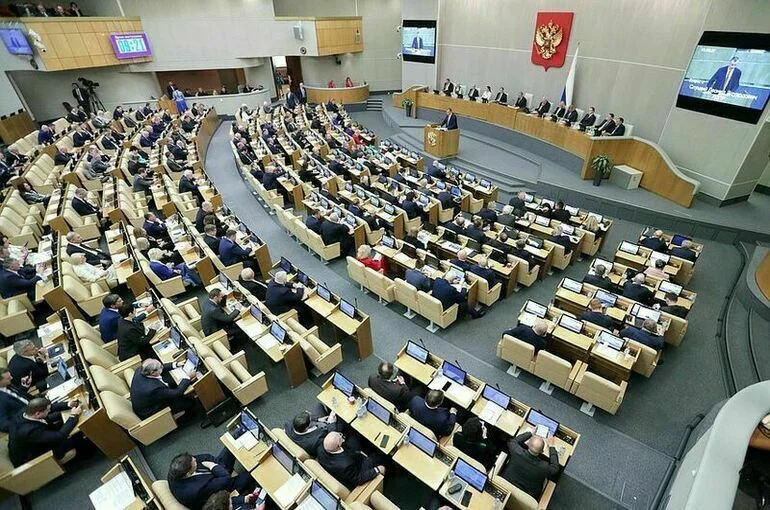Госдума заставит мигрантов уважать российские законы