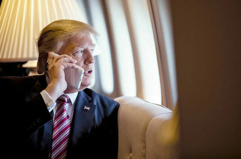 Трамп пригрозил вернуть контроль над Панамским каналом