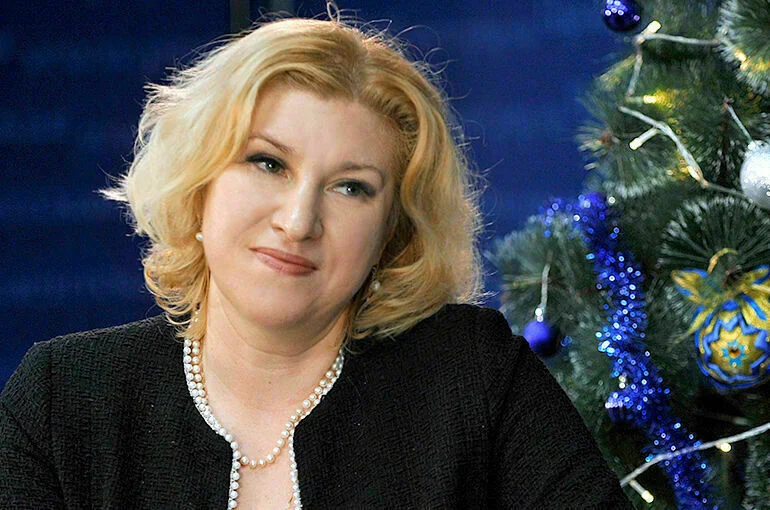 Елена Саратцева.