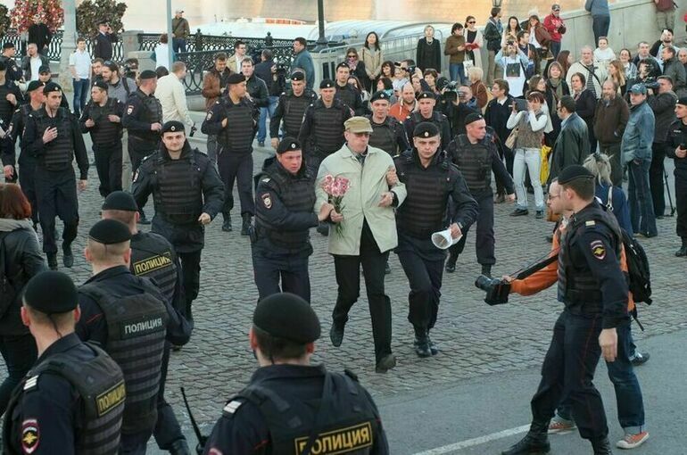 Власти сочли протестные акции способом дестабилизации обстановки в России