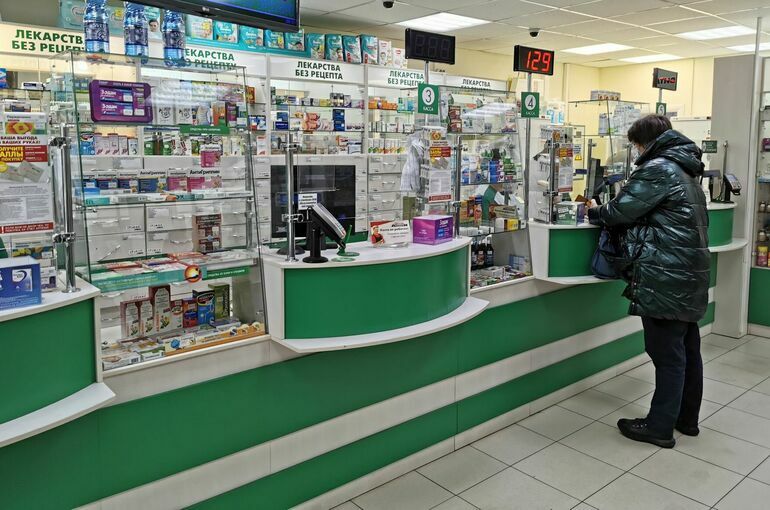Особый порядок продажи в России зарубежных лекарств продлили до конца 2025 года
