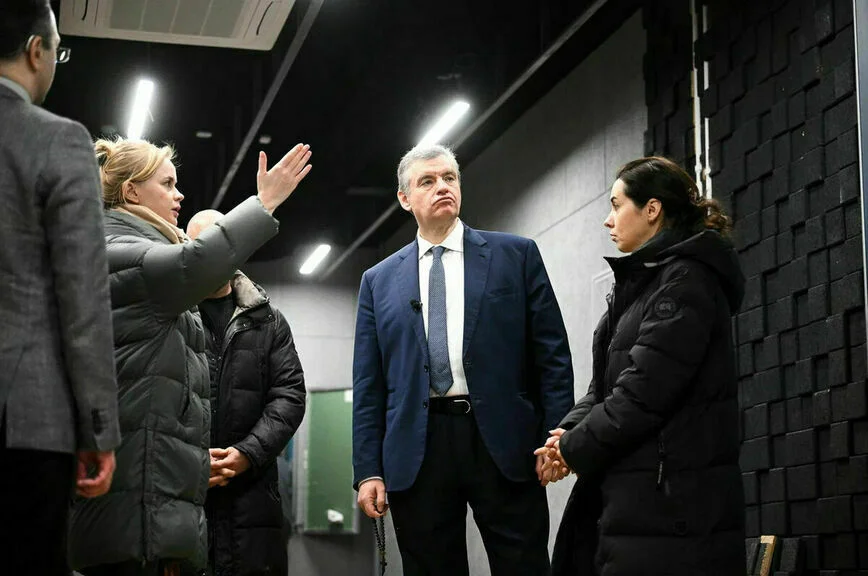 Депутат Слуцкий в свой день рождения проверил ход ремонта в музее Жириновского