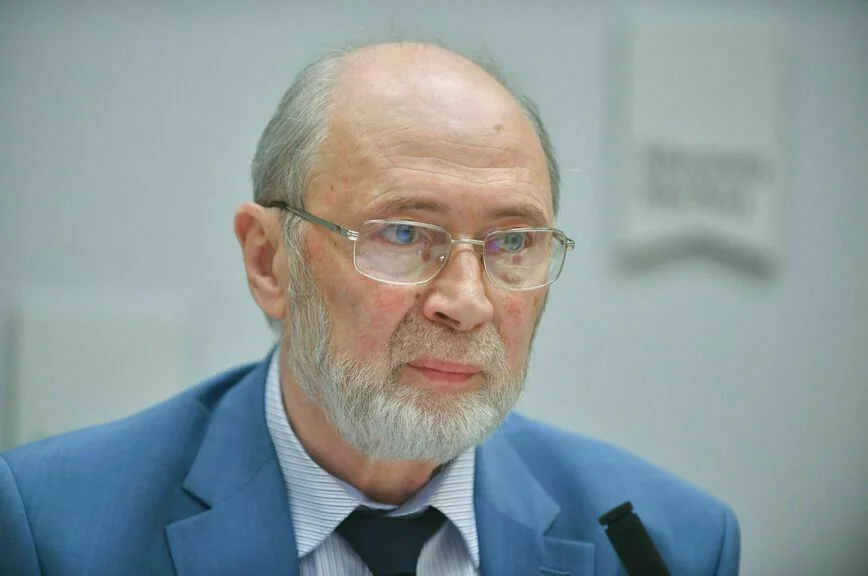 Роман Вильфанд.