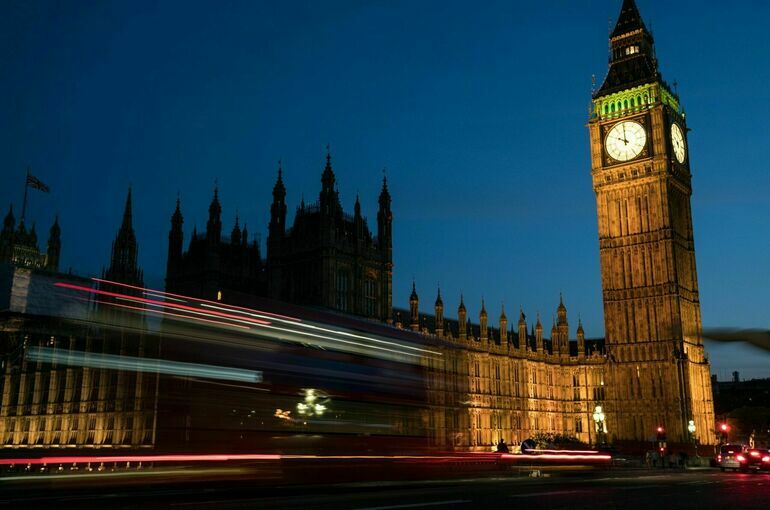 В Великобритании призвали прекратить оказание помощи Украине