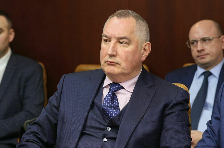 Сенатор Рогозин назвал Зеленского «военным преступником»