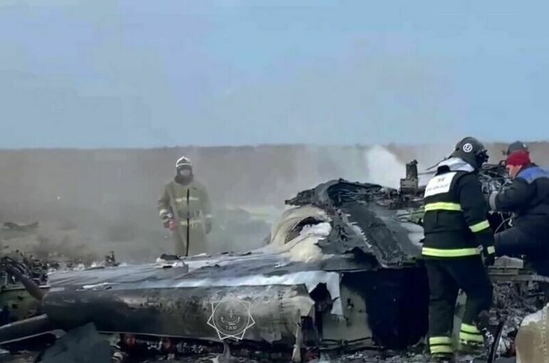 Лавров: Данные «черных ящиков» самолета AZAL не подтвердили выводы СМИ