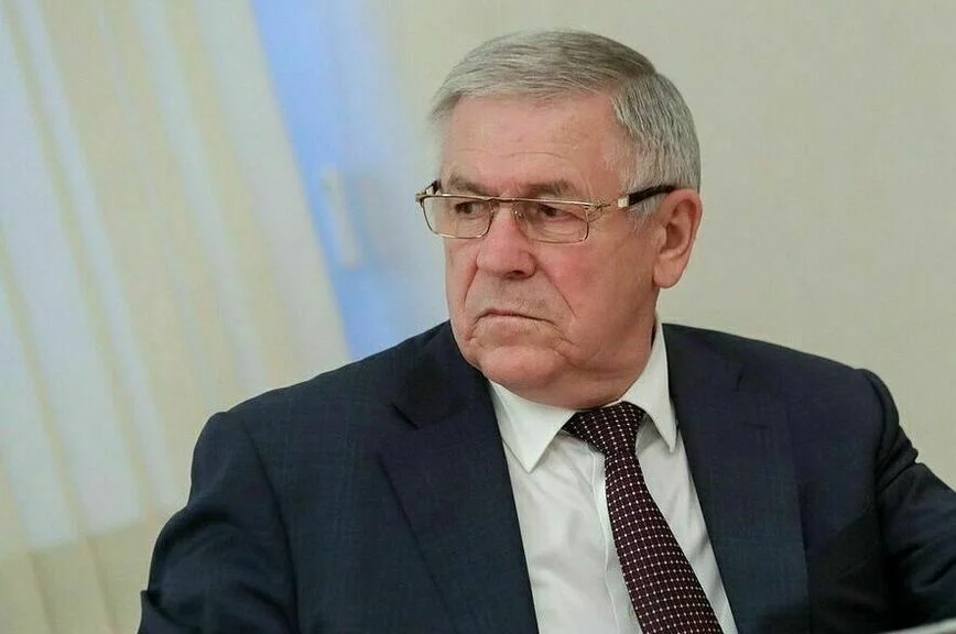 Эрнест Валеев.