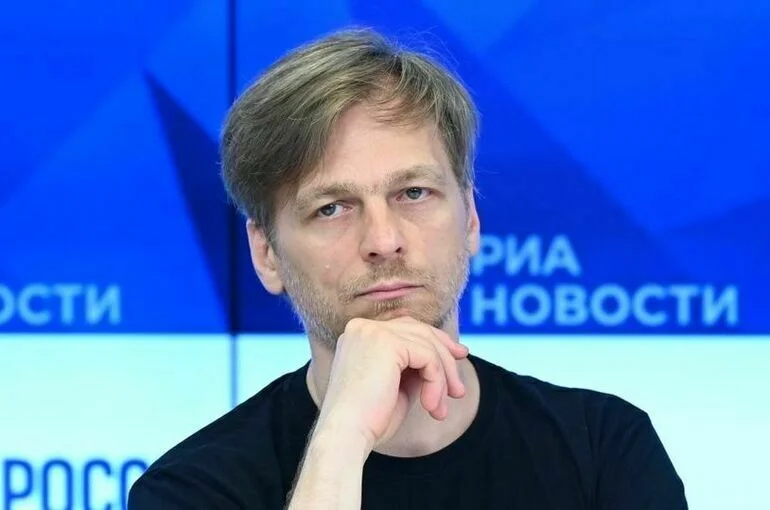 Никита Коваленко.