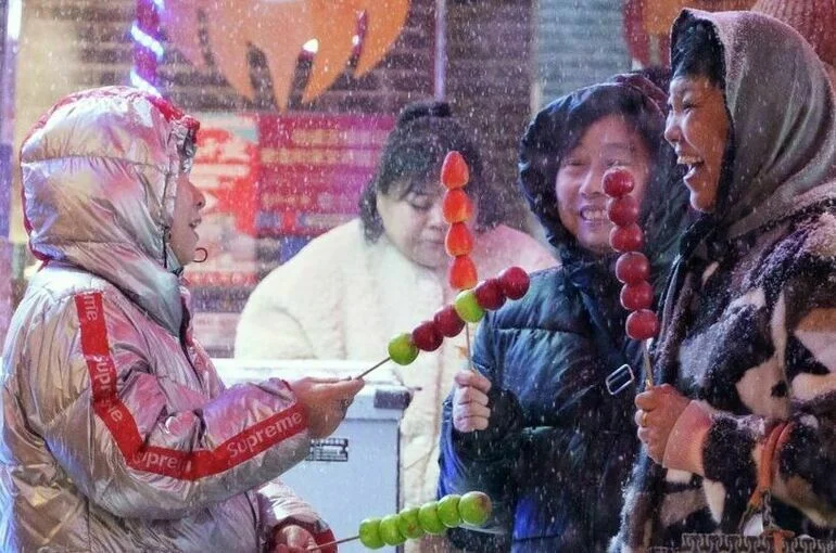 С новым Новым годом!