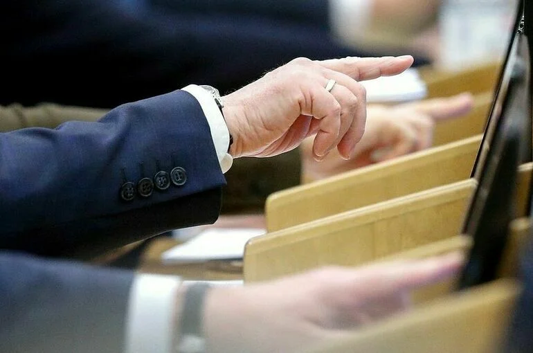 В России ограничат рекламу услуг «раздолжнителей» 