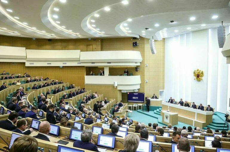 Сенаторы поддержали преобразование Комиссии Совфеда по развитию народных промыслов
