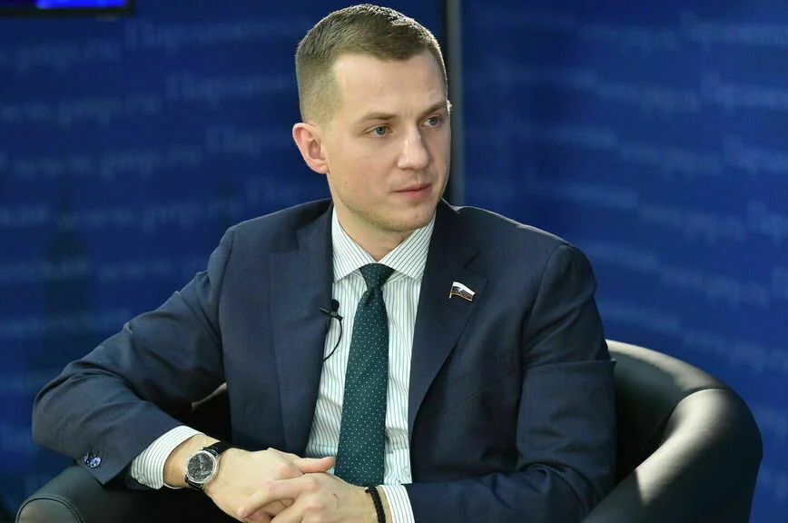 Артем Метелев.