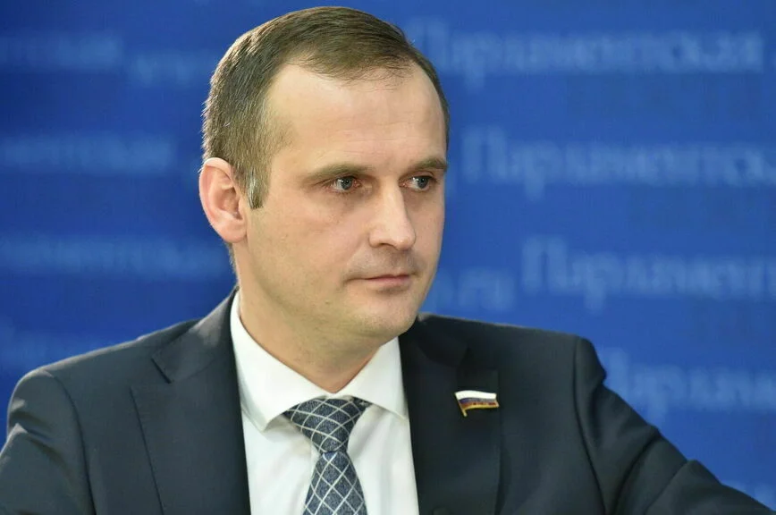 Сергей Леонов.
