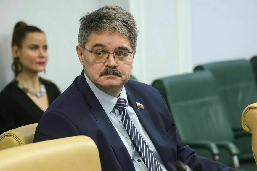 Анатолий Широков.