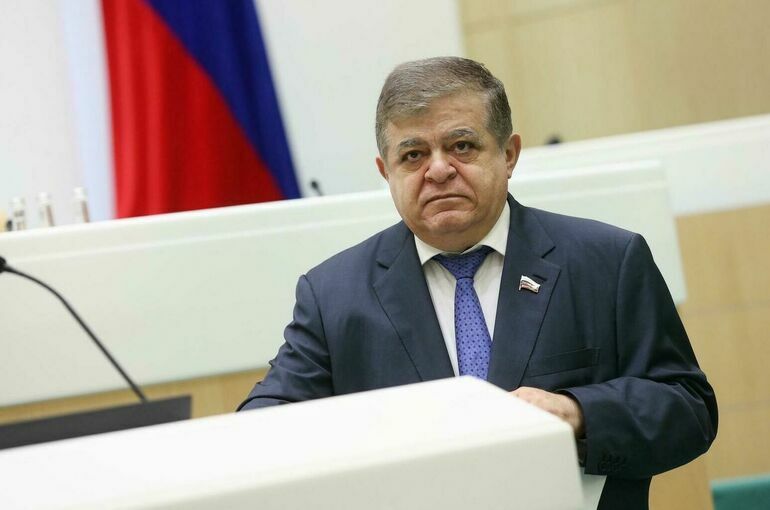 Сенатор Джабаров предрек Европе неприятности в случае задержания судов России