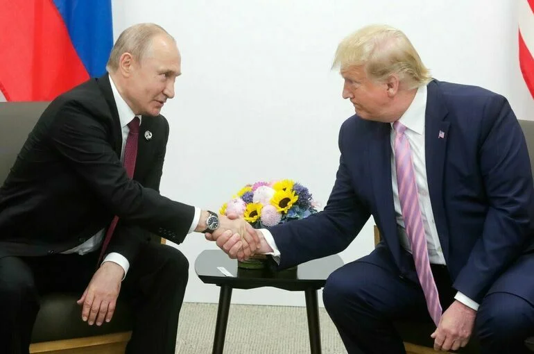 Трамп заявил, что поговорил с Путиным