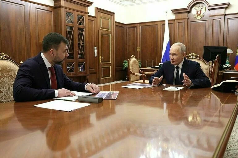 Путин призвал не отселять жителей Мариуполя из их районов