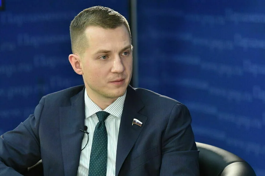 Артем Метелев.