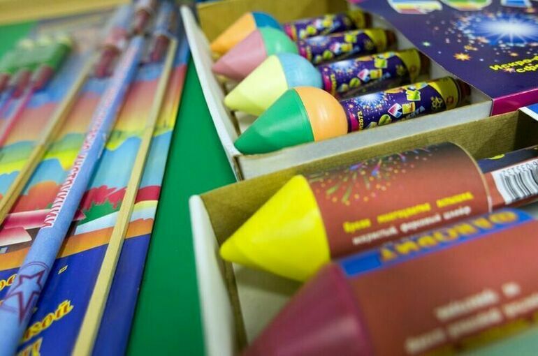 Комитет Совфеда поддержал запрет продажи пиротехнических изделий онлайн