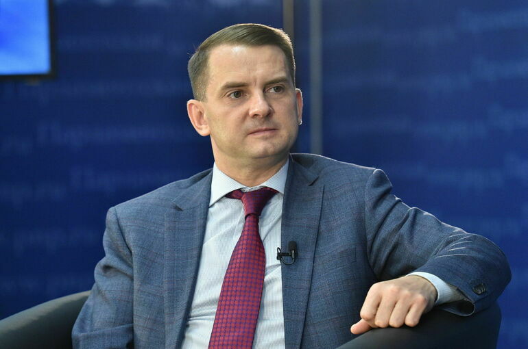 Депутат Нилов поддержал инициативу о контроле парковок для инвалидов