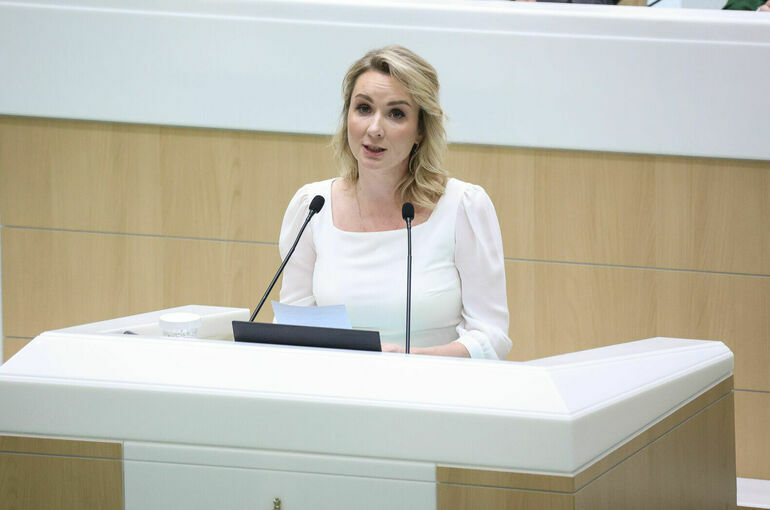 Россия при посредничестве Катара передала Украине 8 детей