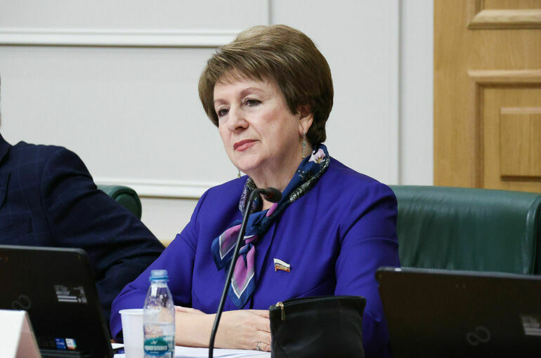 Сенатор Алтабаева: Государство и компании поддерживают профессиональное развитие граждан